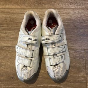Pearl Izumi spinning shoes